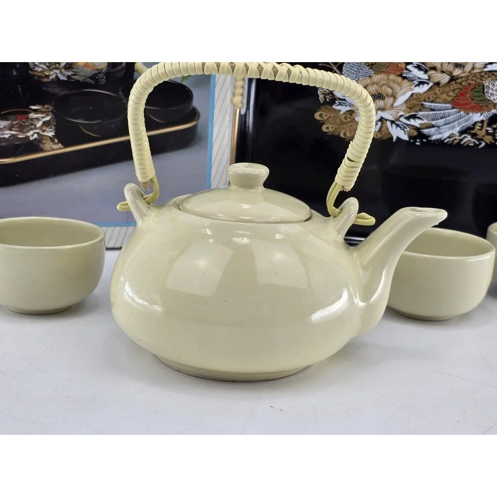 Vintage Keramik Tea Set Teapot + 4 handleless Cups Teaset/Saki, New In Box White